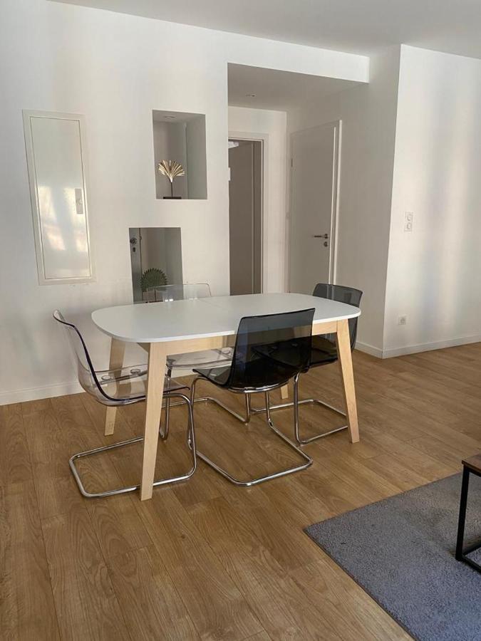 Les Appartements De La Gare Кольмар Экстерьер фото