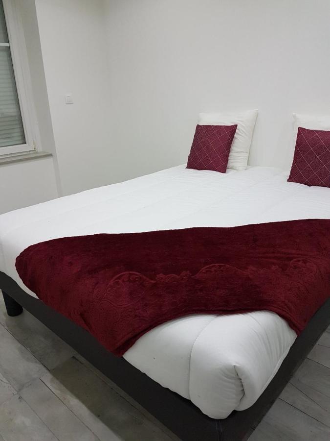 Les Appartements De La Gare Кольмар Экстерьер фото