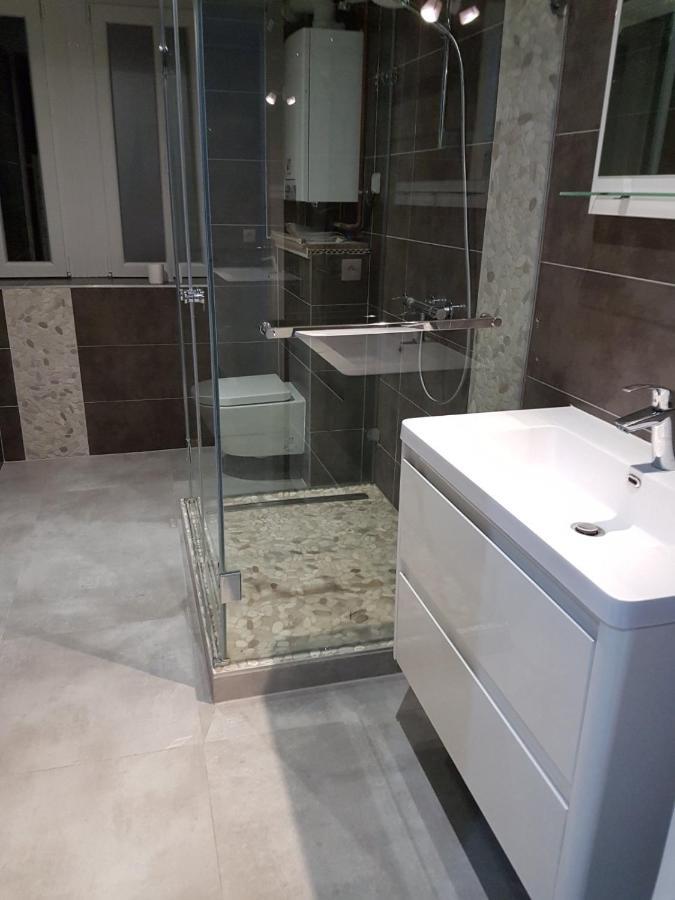 Les Appartements De La Gare Кольмар Экстерьер фото